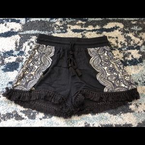 Stretchy, flowy shorts